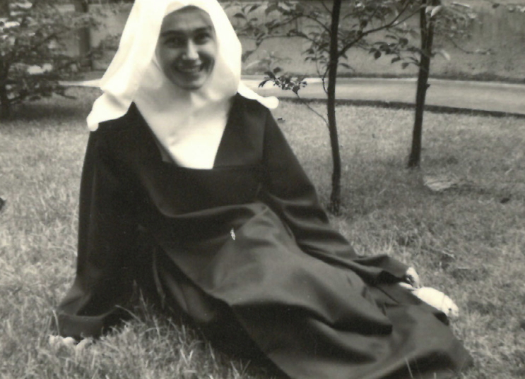 Mfp en religieuse vers 1970